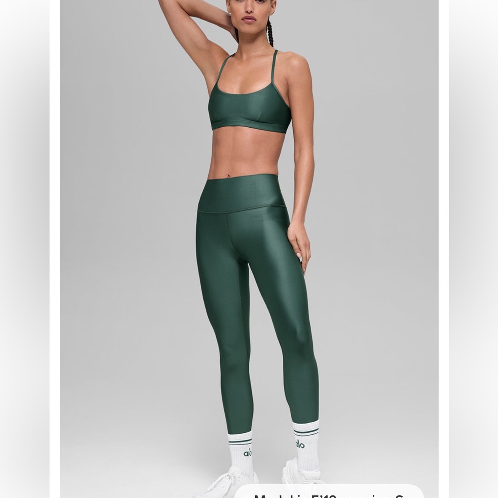 ALO Yoga clover green workout set both size small